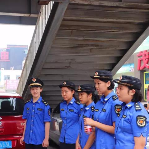 制服女装套装保定市的长尾关键词有什么