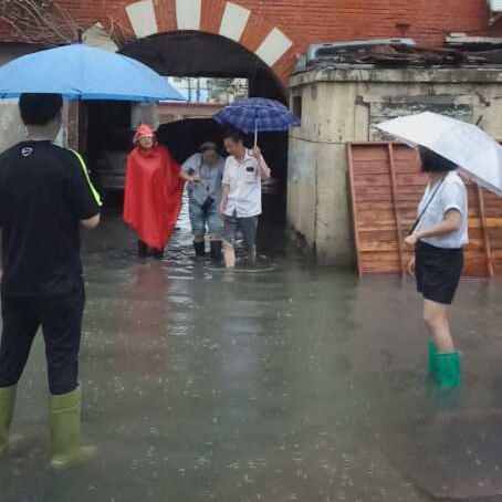 天津河东在天津哪个方向