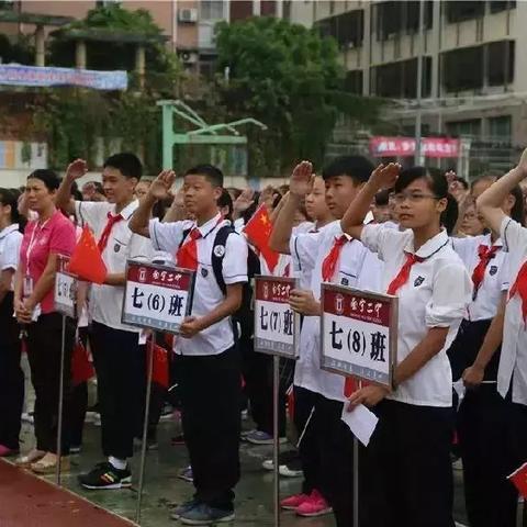 南宁市校服哪个牌子