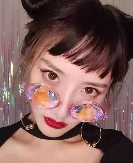 还记得抖音第一代网红嘛？他们才是真真正正的大神，颜值超高！