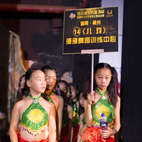 汕尾怎么去广西南宁市