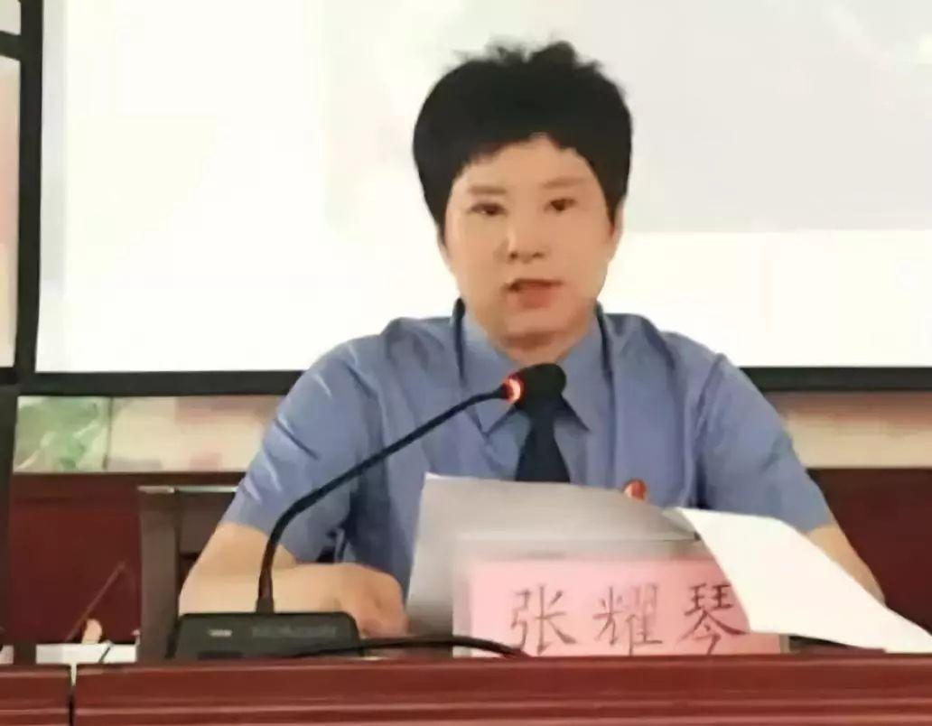 伊川有什么美食（李白诗句我辈岂是蓬蒿人中的蓬蒿人是什么人）