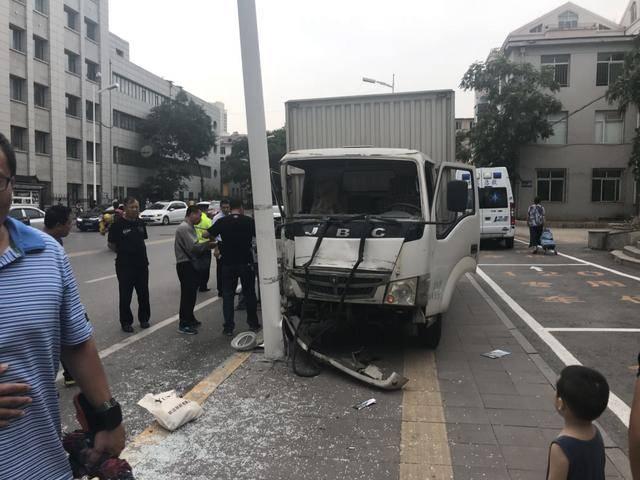 3米路灯杆价格路灯灯杆及灯杆价格是多少