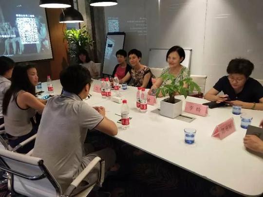“打造虹口创业服务特色，改善女性创业环境”——区妇联领导一行赴1933igs新零售艺术文娱空间参观调研