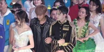 罗志祥朱碧石表情包