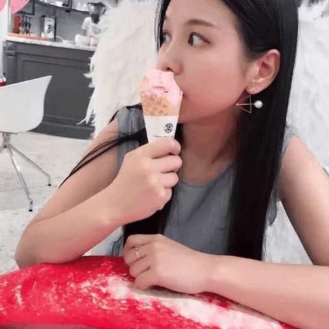 现在哪个主播在重庆发展