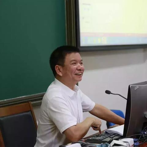 厦门市哪里可以租面包车