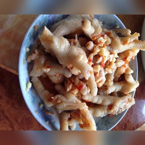 凉拌鸡爪卖多少钱一斤合适？