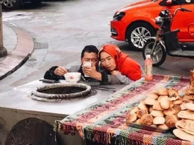 除了说老婆辛苦了还能干点啥