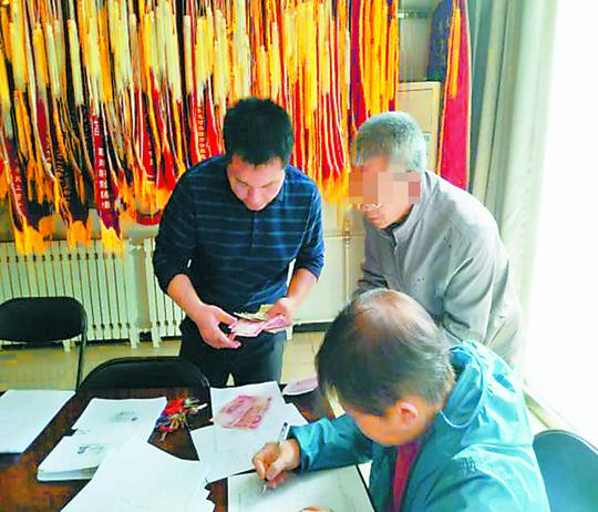 老人成骗局高危人群：买前列腺保健品5万打水漂官司难打钱难要