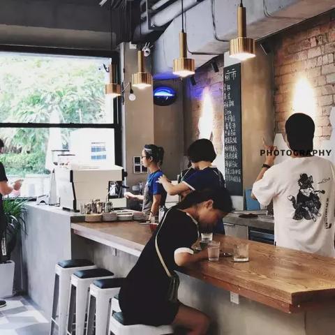 南宁美食探店便宜的相关长尾关键词有哪些