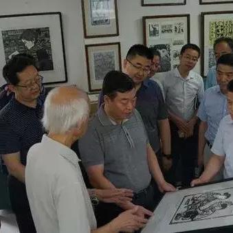 张桂林丝网版画分析相关长尾关键词有哪些