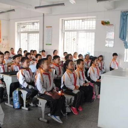 西安市小升初怎么调学籍