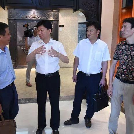 河南万安门业的相关长尾关键词有哪些