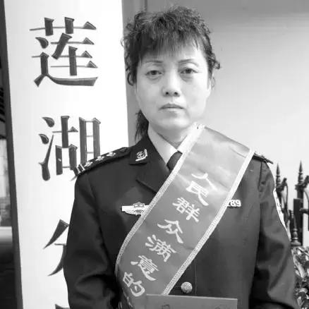 西安市莲湖区给孩子上户口需要的材料及程序？