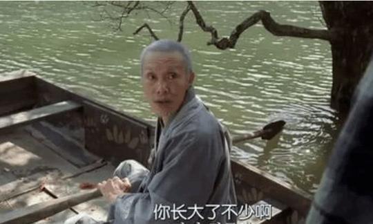 上联：和尚撑船，篙打湖心罗汉神童答出下联，众人齐称千古绝对