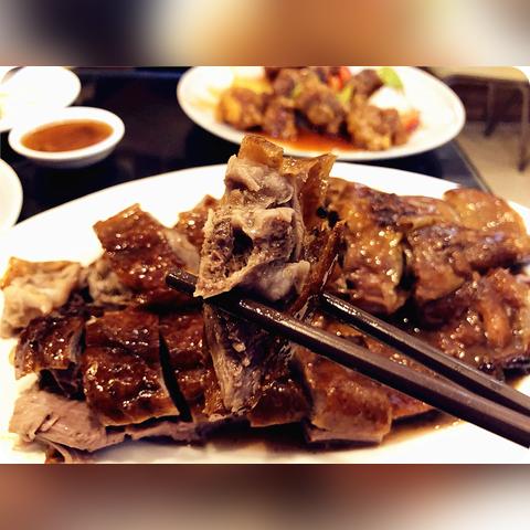 广州市大约有多少人