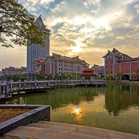 厦门大学 情人谷的相关长尾关键词有哪些