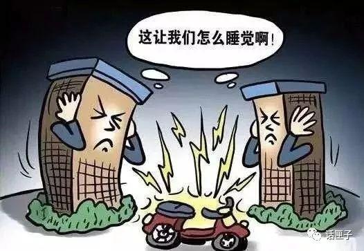 空调室外机噪音大正常吗