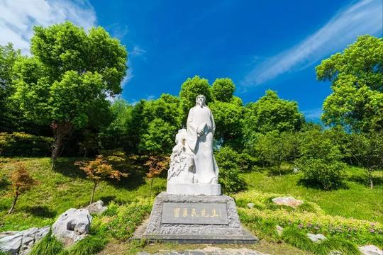 城门内外：看苏中小城如皋一个家庭的改革开放前后