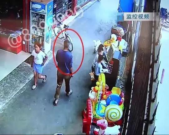 人贩子骗术“升级”！零食玩具诱骗、假扮外卖员……家长们要警惕！
