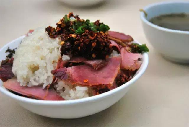 兴仁有什么美食（贵州旅游精品线路谁能介绍一下）