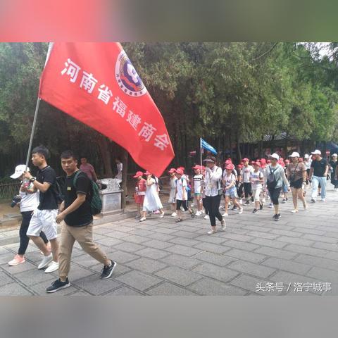 福建省离河南省有多少公里？
