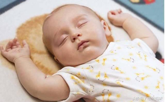 宝宝脊柱成型的关键时期有哪些 宝宝脊柱成型的关键时期有哪些