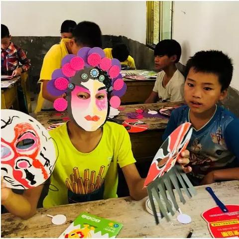 武汉番茄田艺术中心的长尾关键词有哪些