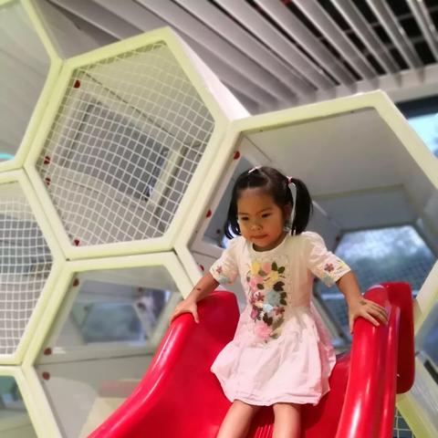 广州市初二总分是多少啊