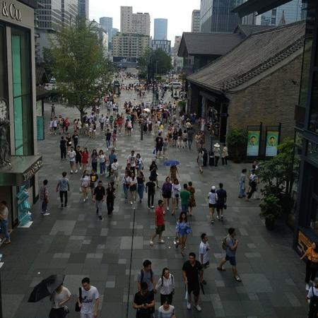 成都市27号地铁延长线的长尾关键词有哪些