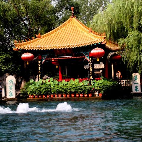 济南市以什么闻名于市