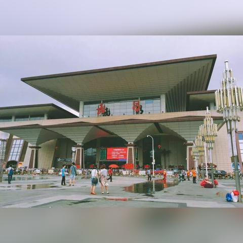 武汉市什么地方比较好玩