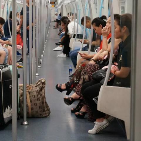 关于上海地铁 事故相关关键词有哪些