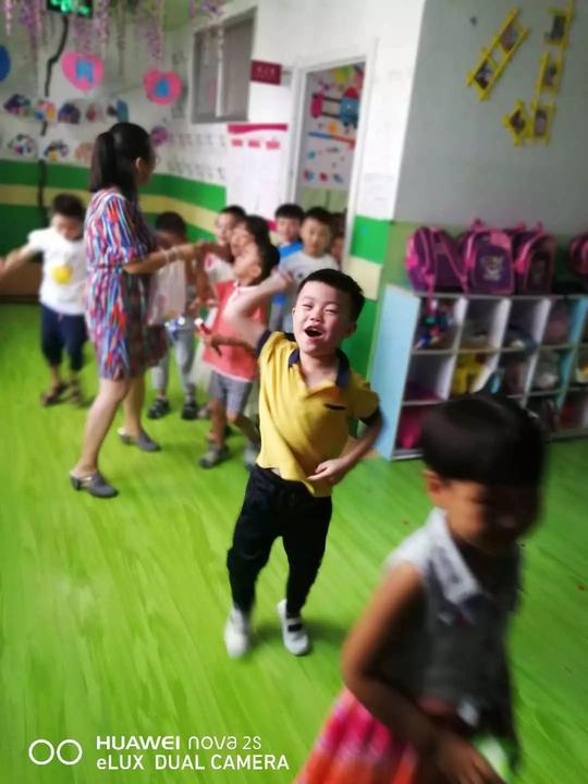 「太阳伞儿童安全保护在行动」吓skr人！幼儿防拐演习，无棣这两个幼儿园20多名孩子被“拐走”，防拐讲座也可以如此谈笑风生……