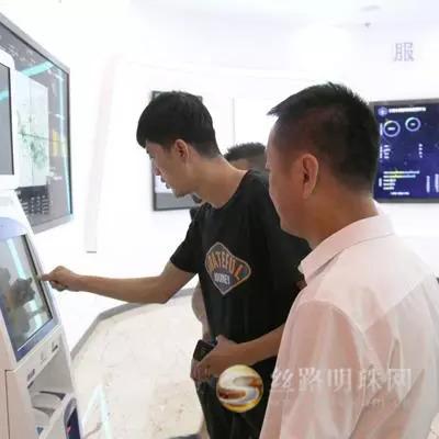 兰州老年卡怎么充值？