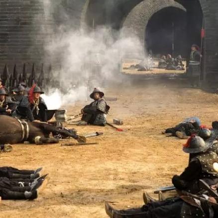 路旁土命 辛未 庚午(辛未路旁土命理详解)