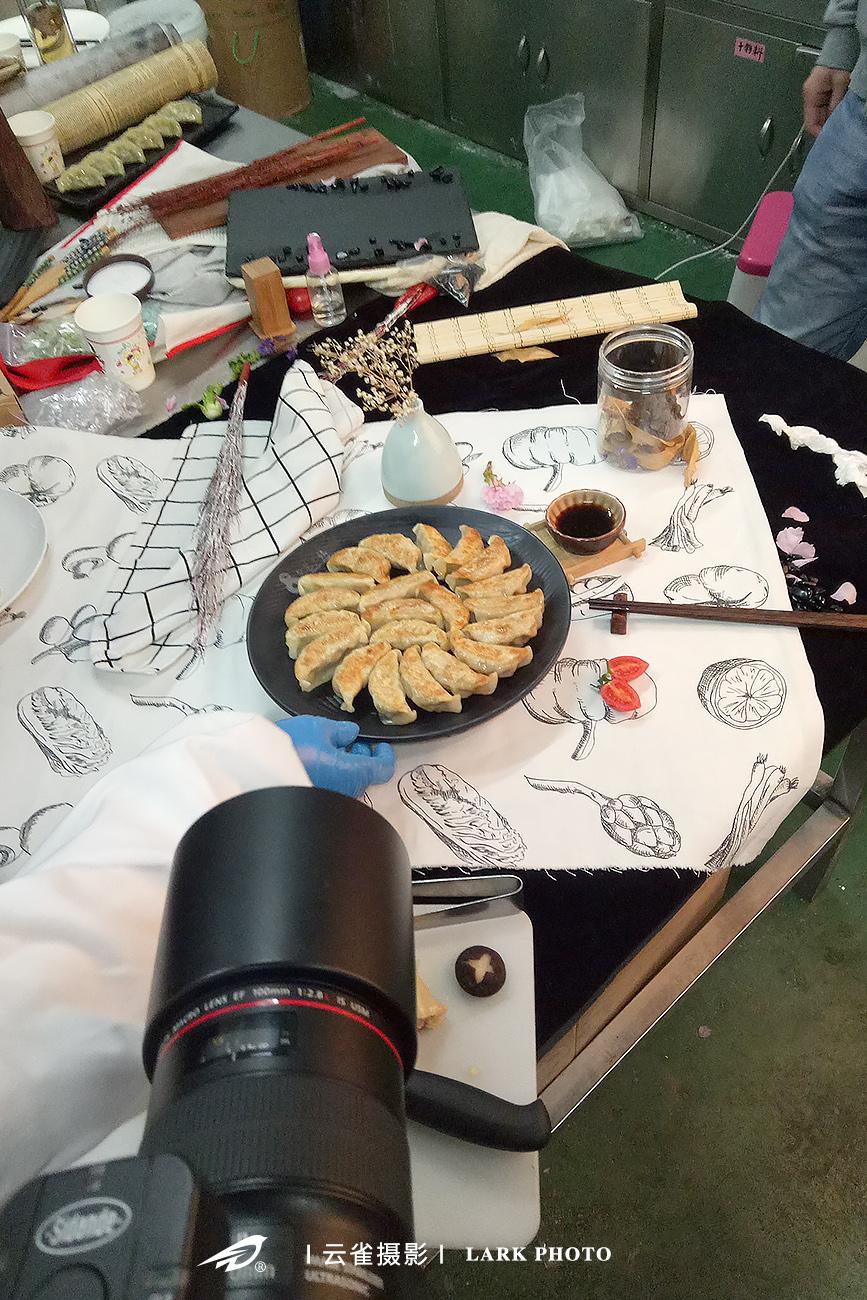 美食摄影什么镜头好用（华为手机美食摄影怎么控制透视和畸变）
