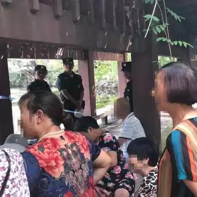 请问杭州采荷中学和杭州采荷实验中学哪个好？