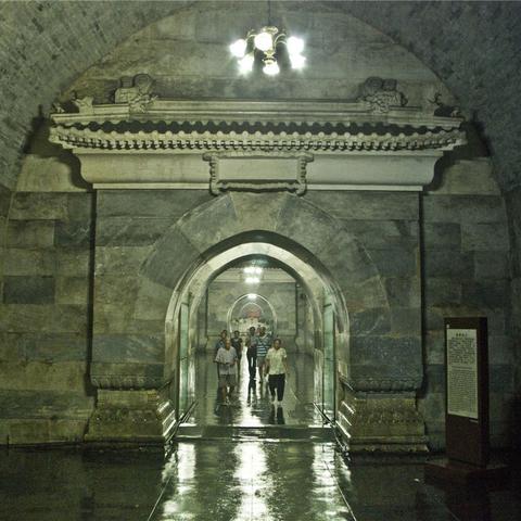 北京哪个地铁站人最多？