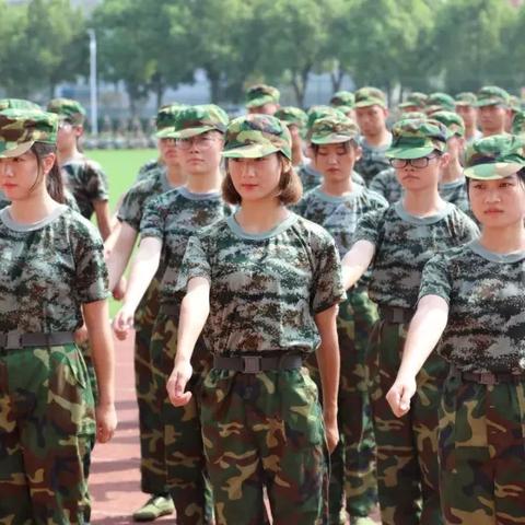 武汉商学院为啥是公办？