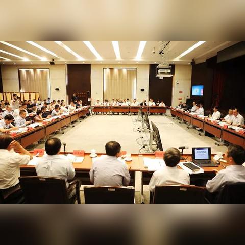 潘功胜：明年央行将继续坚持支持性的货币政策立场和政策取向