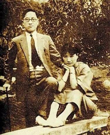 省博冷门藏品陆小曼画作《设色山水》手卷亮相