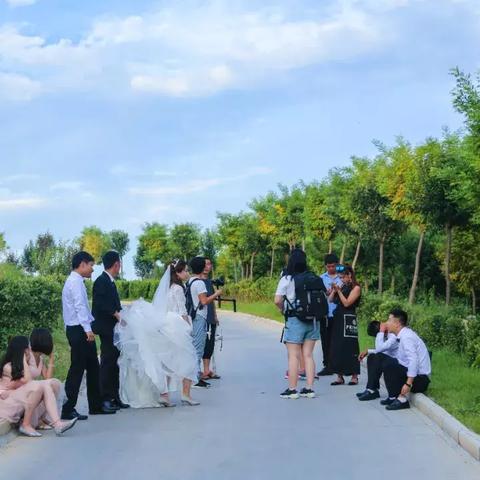 河南卫视七夕晚会引发热议，你怎么看？