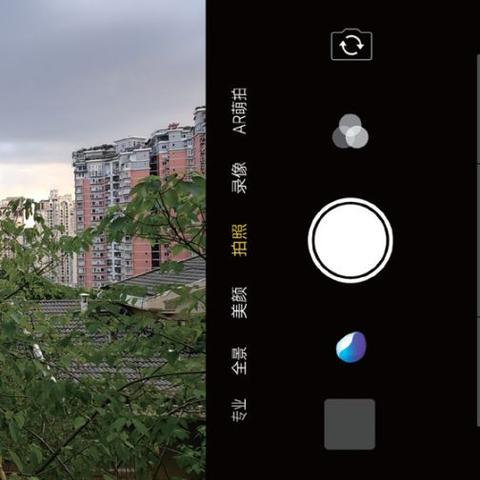 苹果股价面临压力 投资者对iPhone销量和AI前景存疑