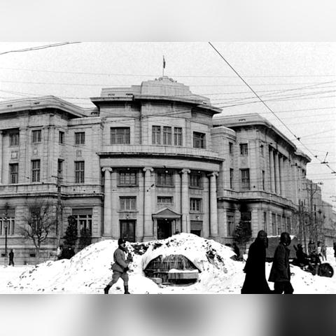 葫芦岛市和沈阳市哪个大