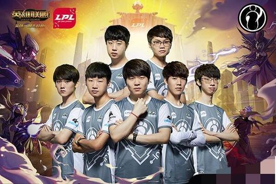 ig3:2jdg晋级s8！队员笑开了花宝蓝却哭了！王校长粉丝贡献榜第一