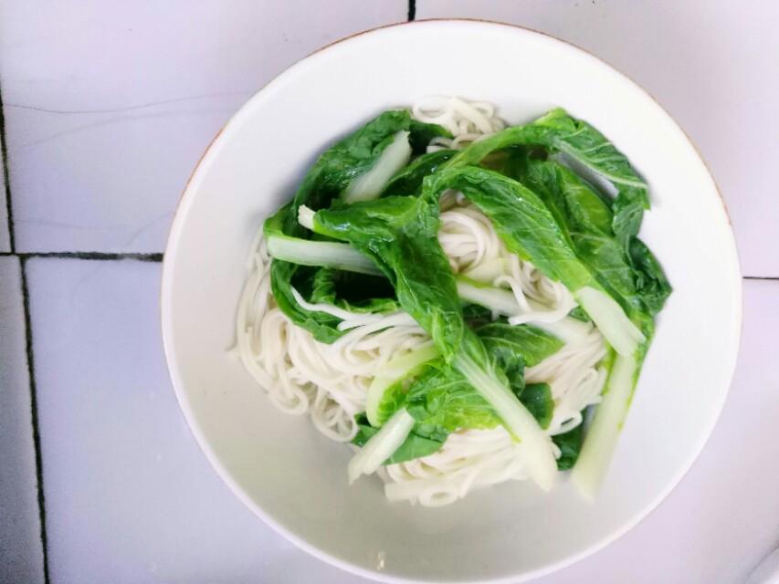 挂面变成什么美食（作为南阳人你能说出几种南阳所特有的面条美食）