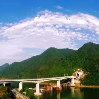 杭州市富阳区靠哪个车站