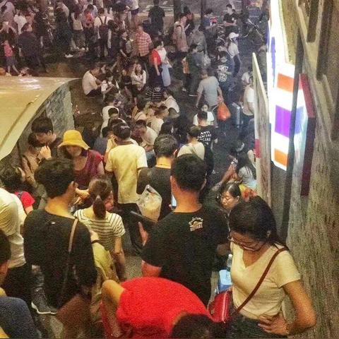 成都市出名火锅店的长尾关键词有哪些
